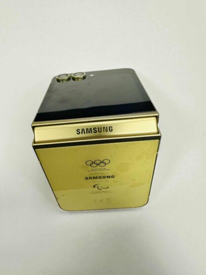 Nagu uus Samsung Z Flip 6 (5G) / 512GB / 8GB RAM / Olympic Special Edition! - Image 4