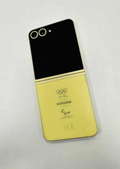 Nagu uus Samsung Z Flip 6 (5G) / 512GB / 8GB RAM / Olympic Special Edition! - Image 3