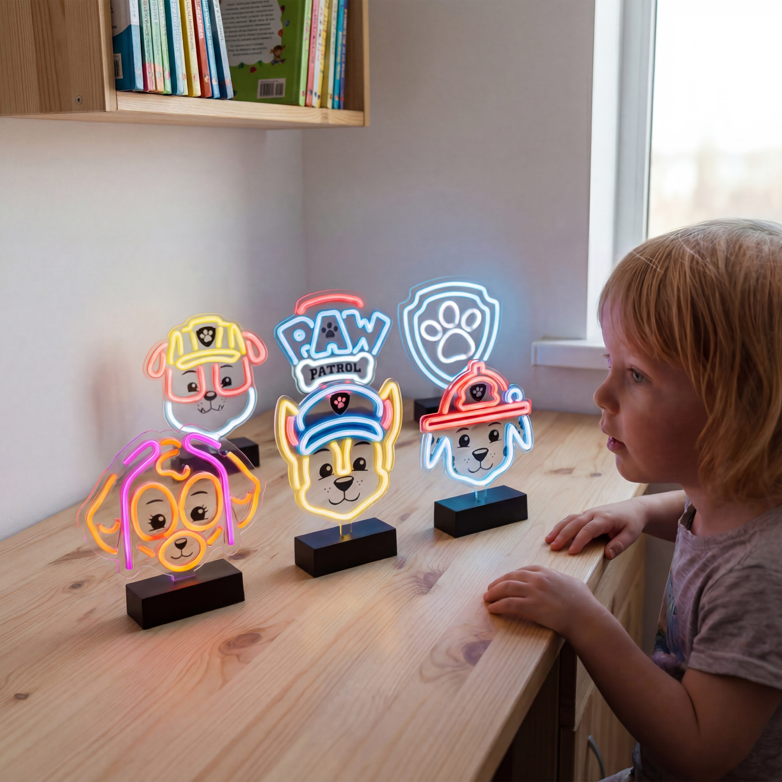 Neon LED-lamp Paw Patrol tegelaskujuga seinale või alusega lauale - Image 4